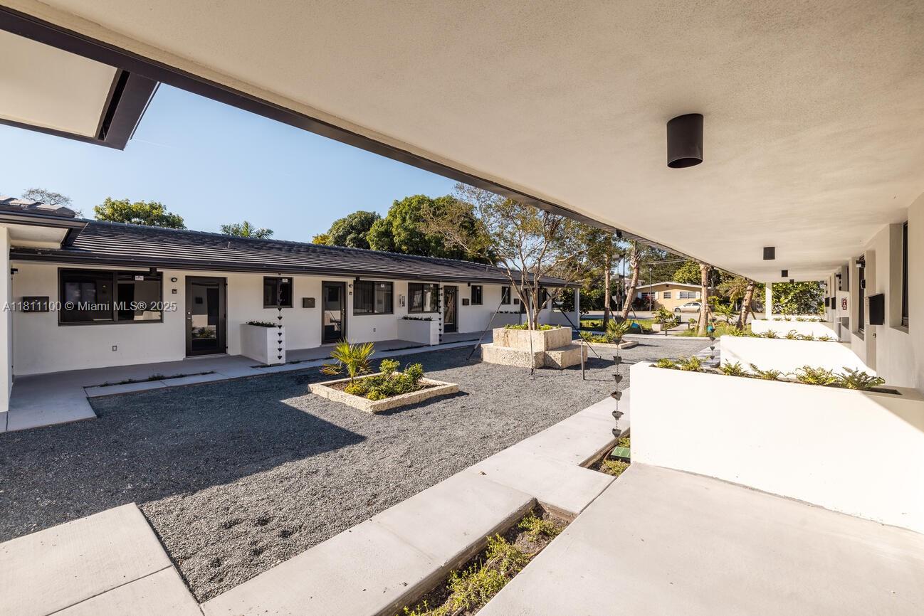 8931 NE 2nd Ave # S3