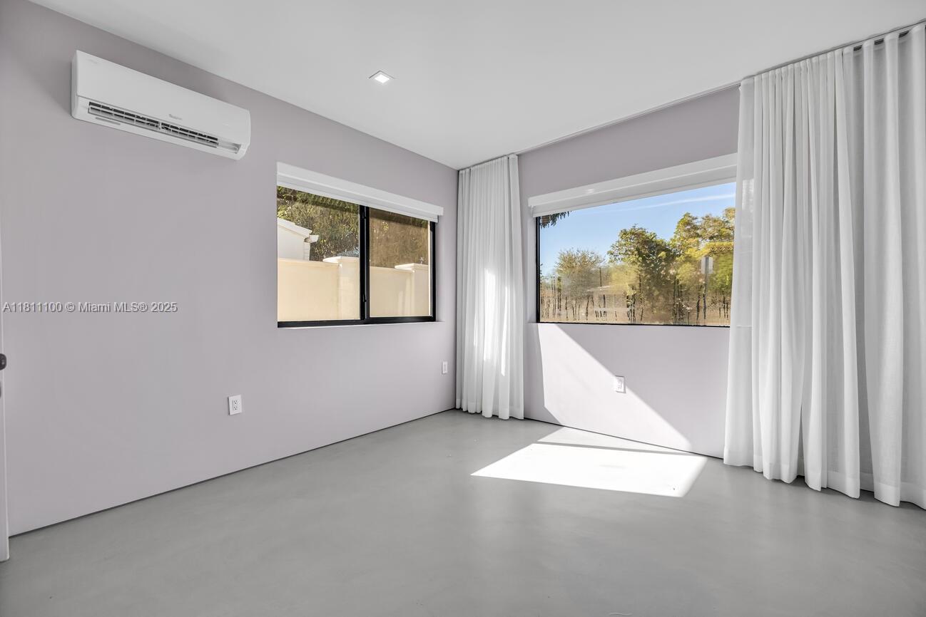 8931 NE 2nd Ave # S3