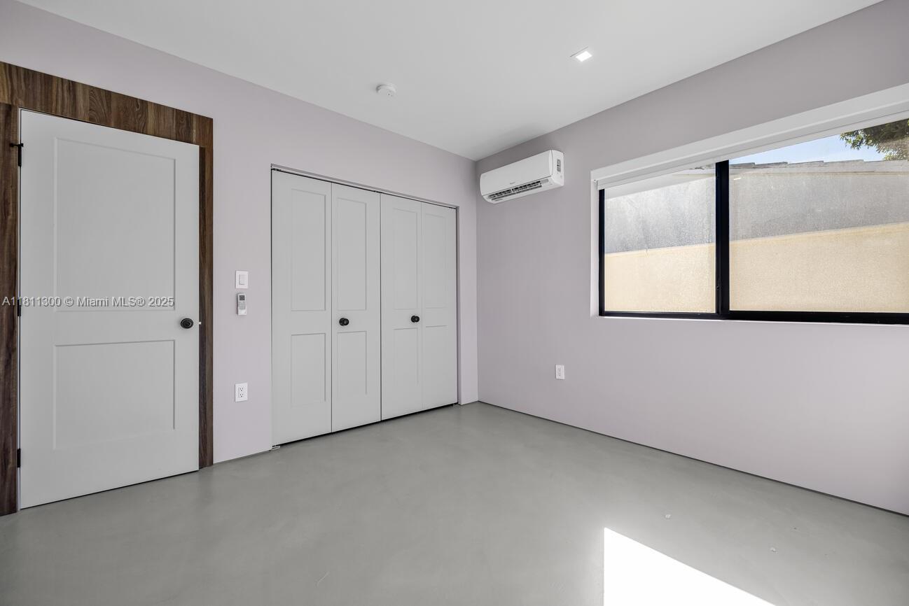 8931 NE 2nd Ave # S2