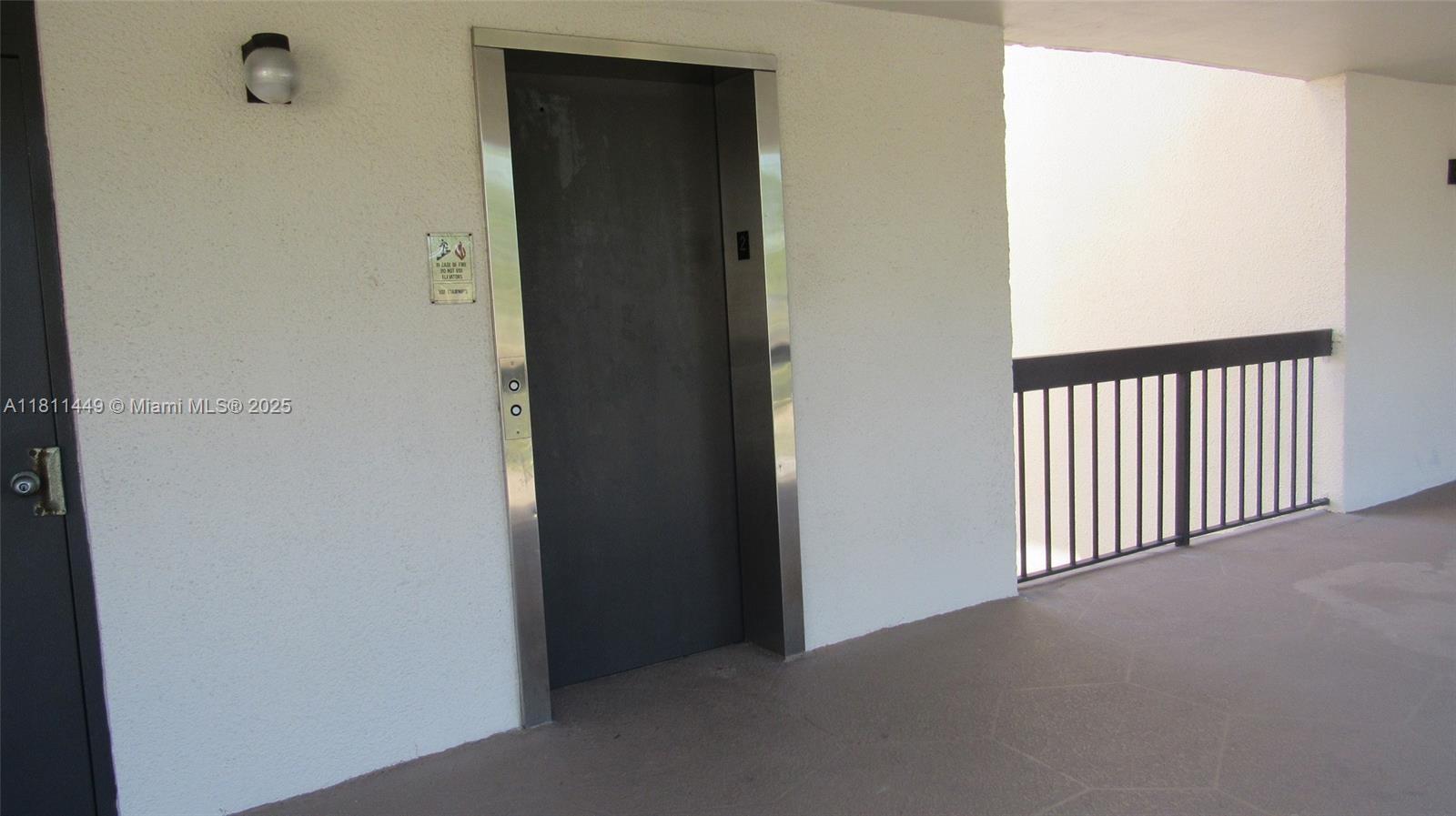 8411 Forest Hills Dr # 208