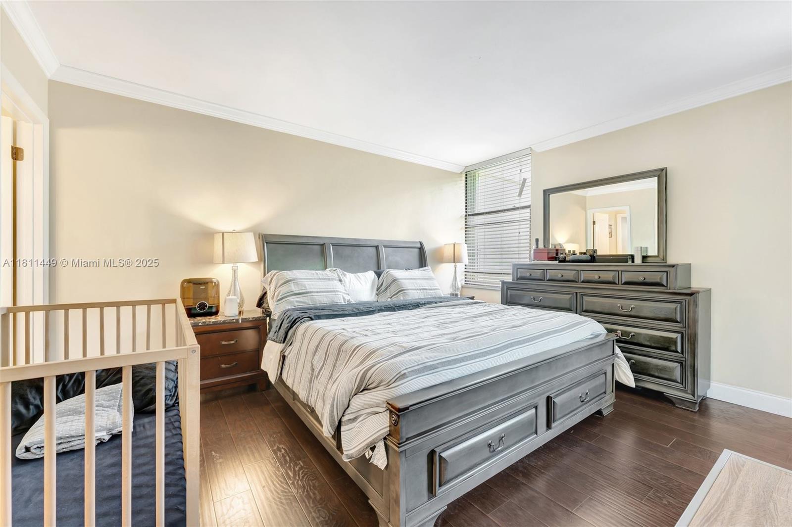 8411 Forest Hills Dr # 208