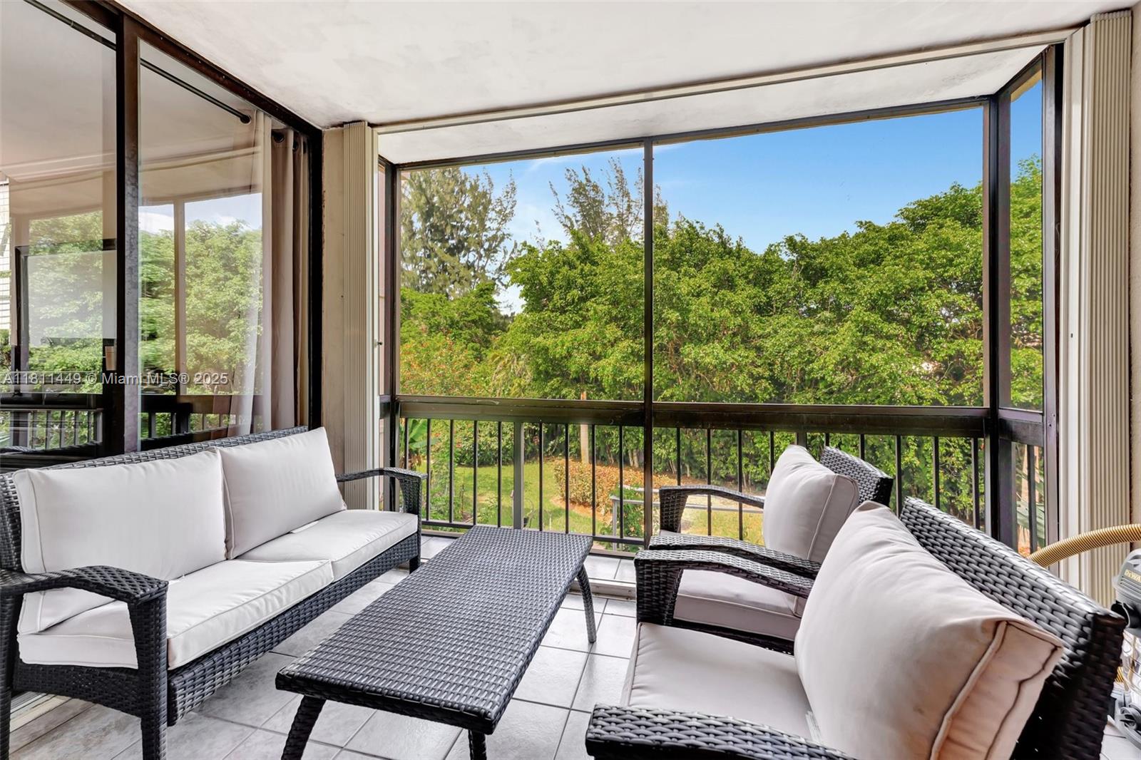 8411 Forest Hills Dr # 208