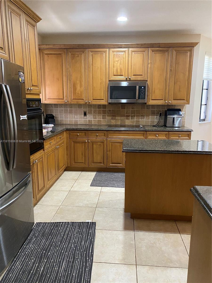 2725 Kinsington Cir # 3 Unit: 4-3