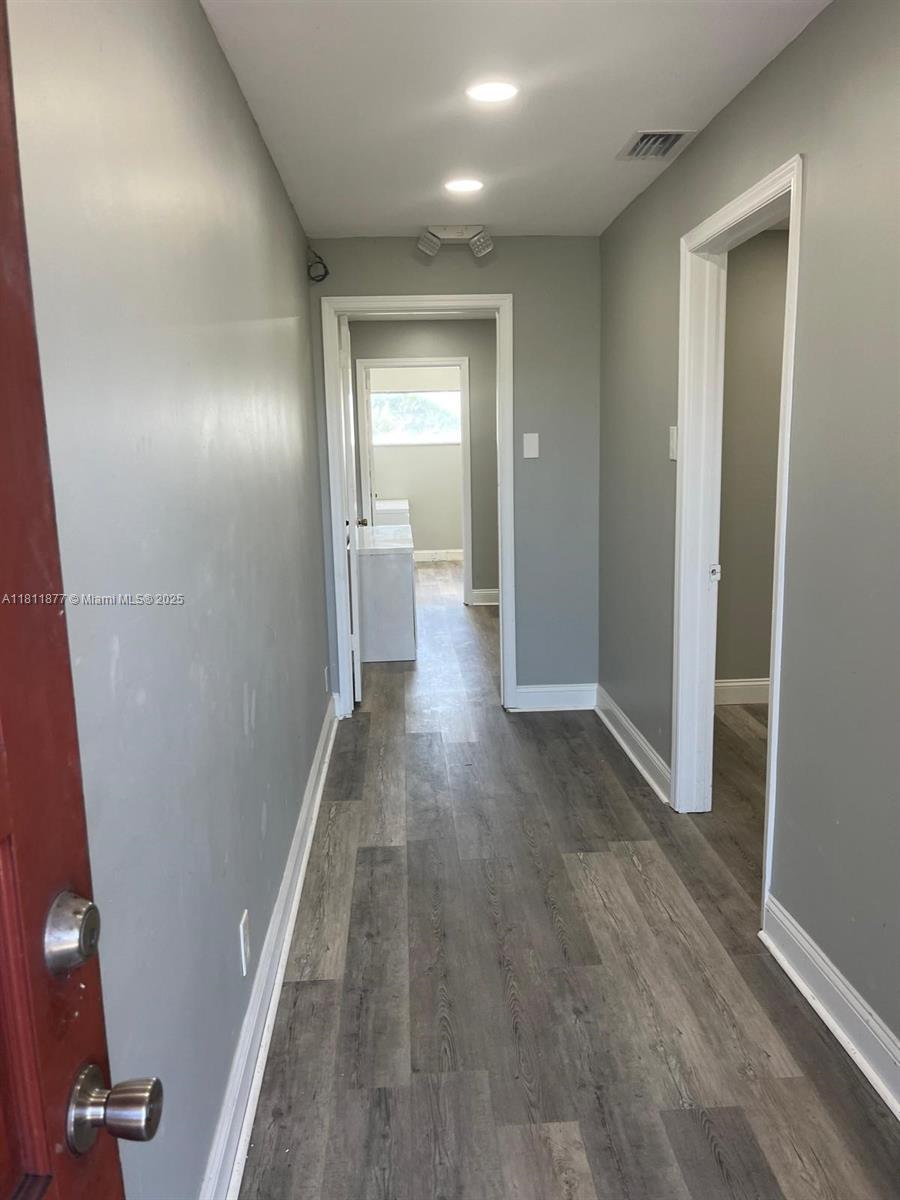 2331 N State Road 7 # 216