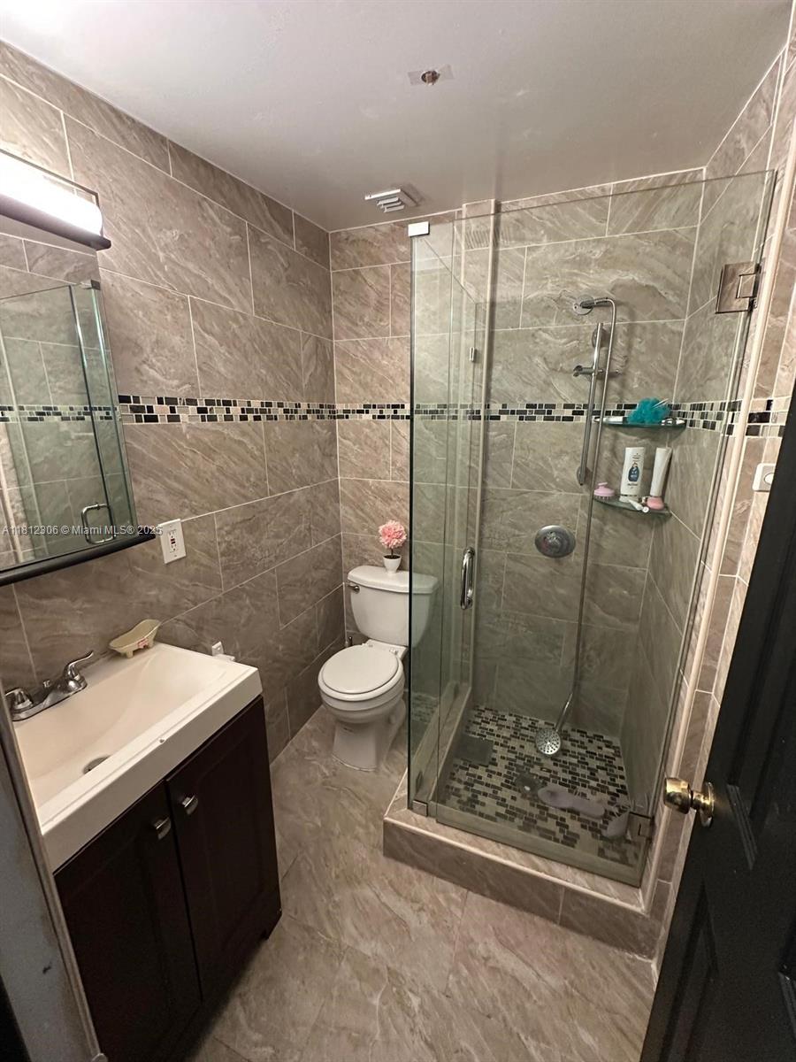 544 NW 96th St