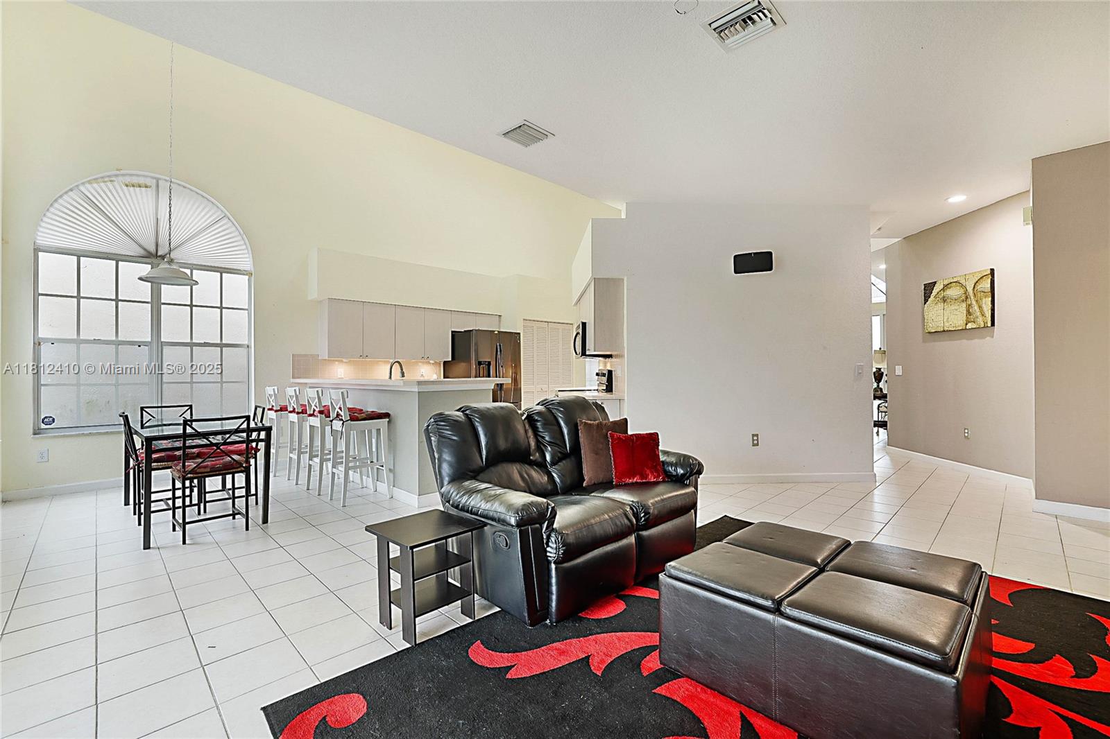 1151 NW 116