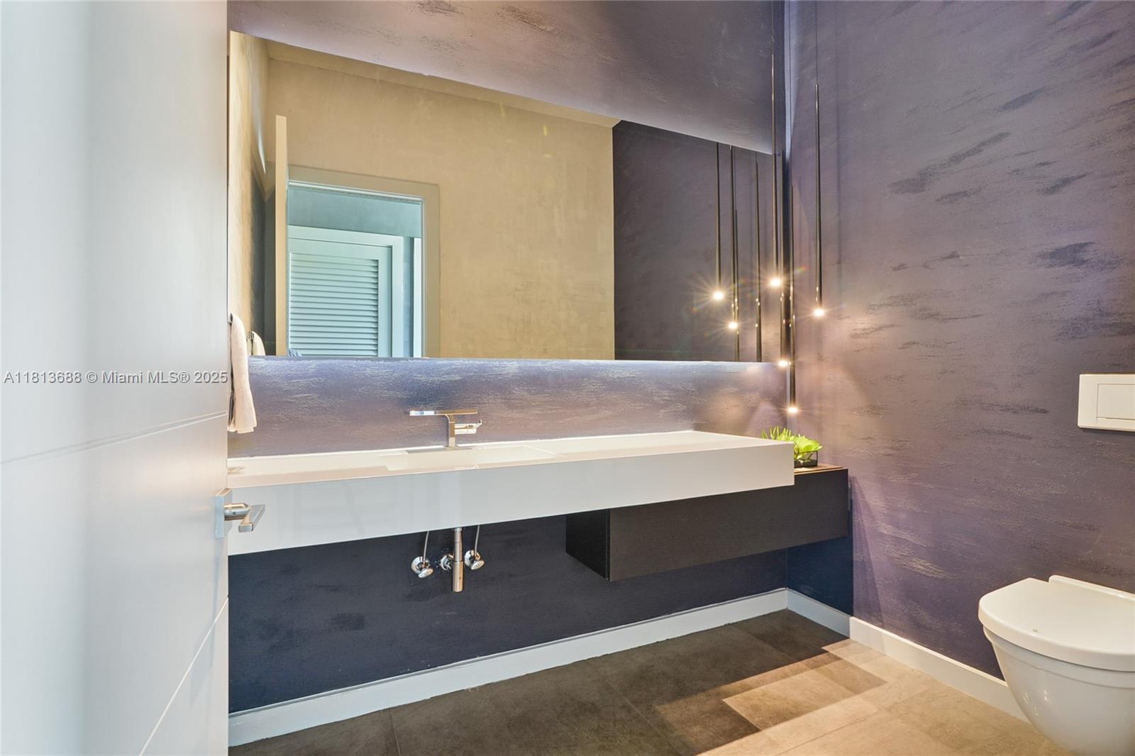 7210 S Prestwick Pl # 7210