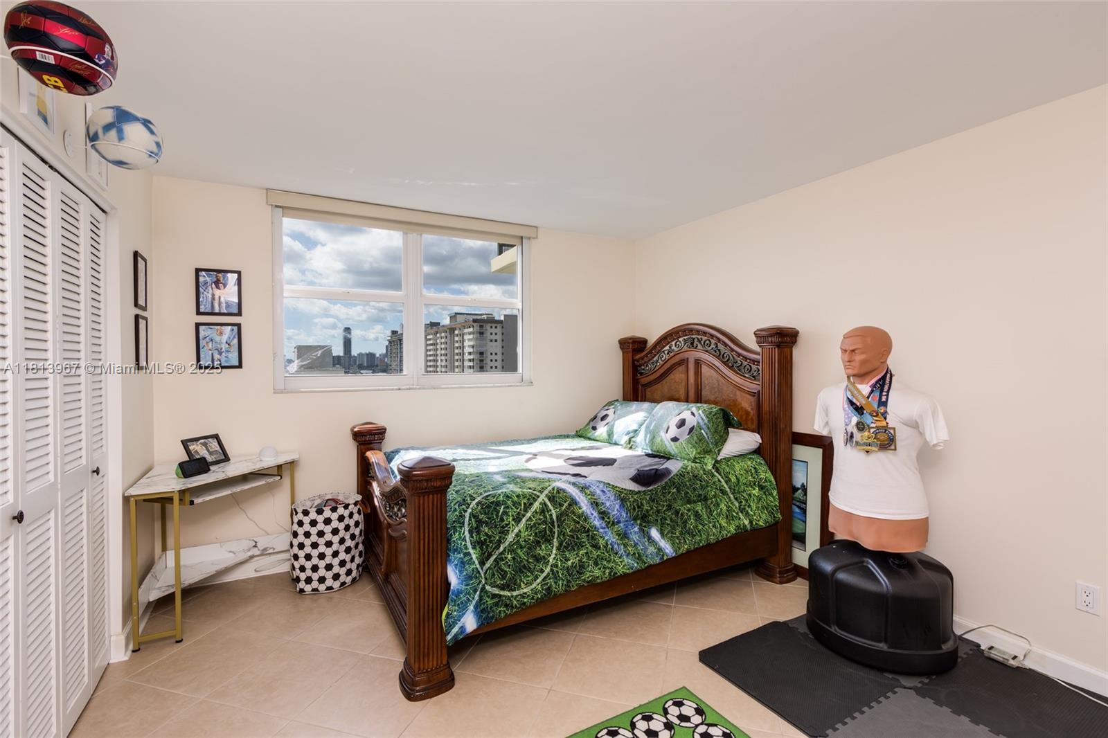 1501 S Ocean Dr # 1205