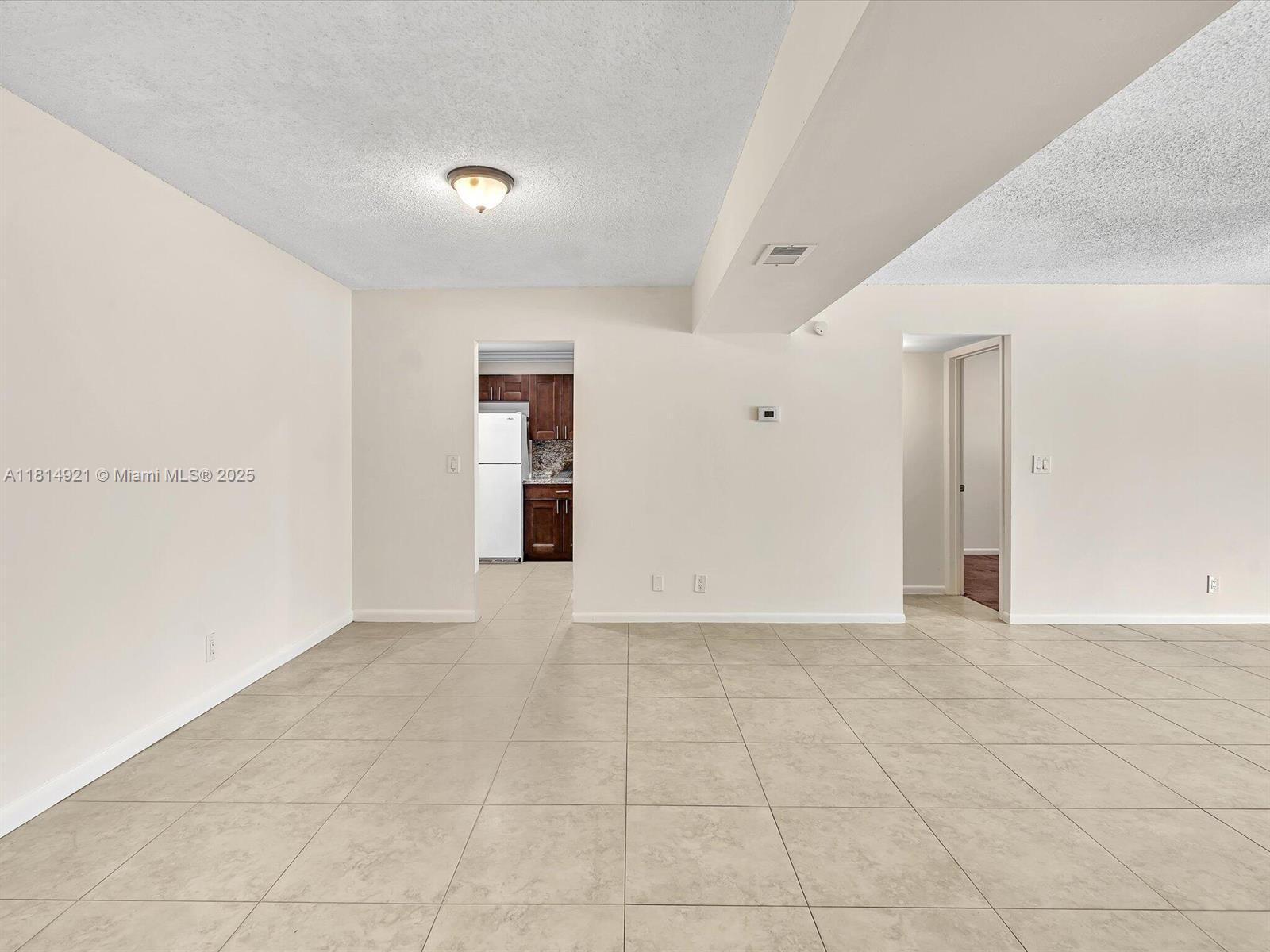 614 NW 13th St # 27