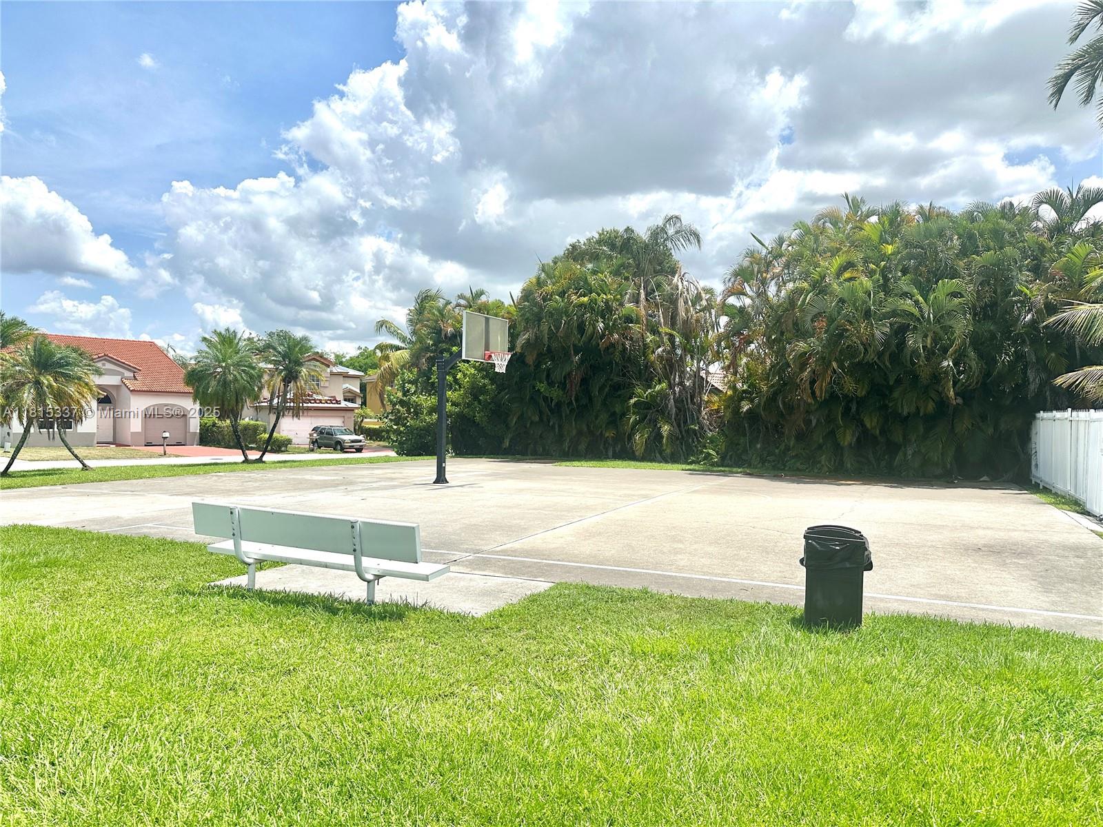 19021 NW 52nd Ct