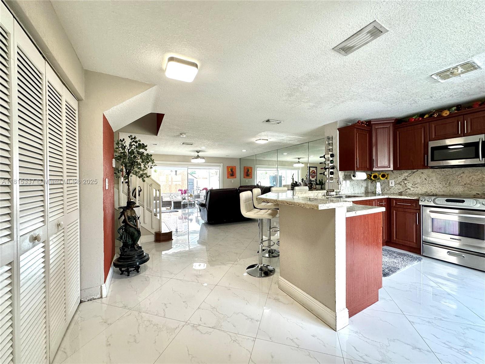 19021 NW 52nd Ct