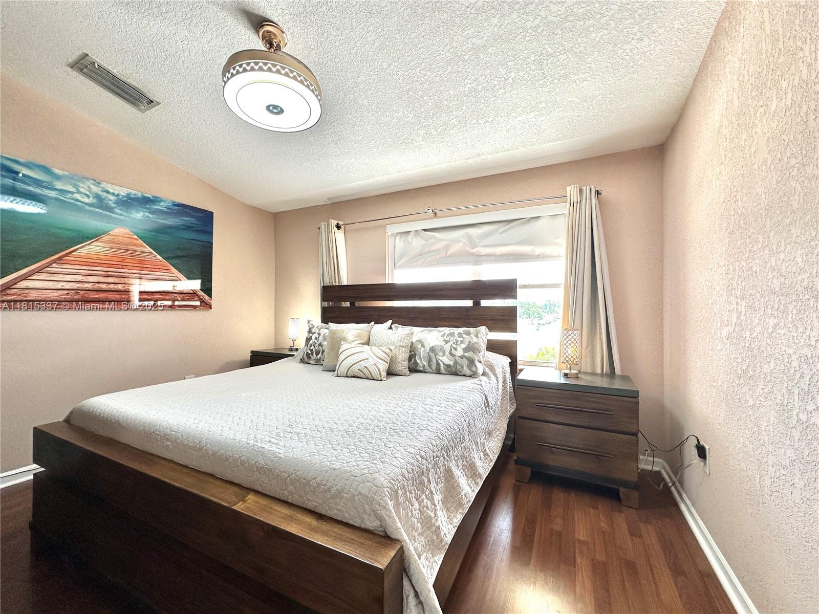 19021 NW 52nd Ct