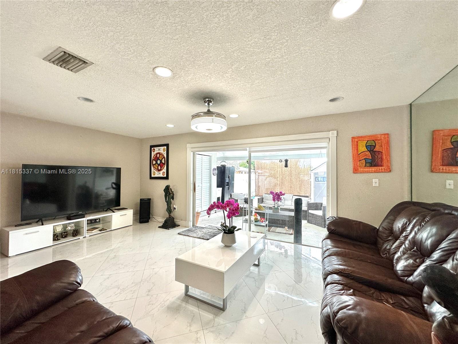 19021 NW 52nd Ct