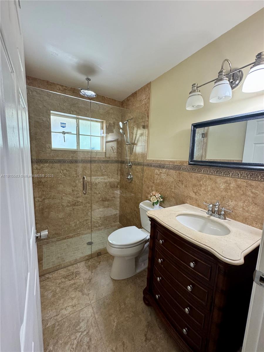 17086 SW 144th Ct