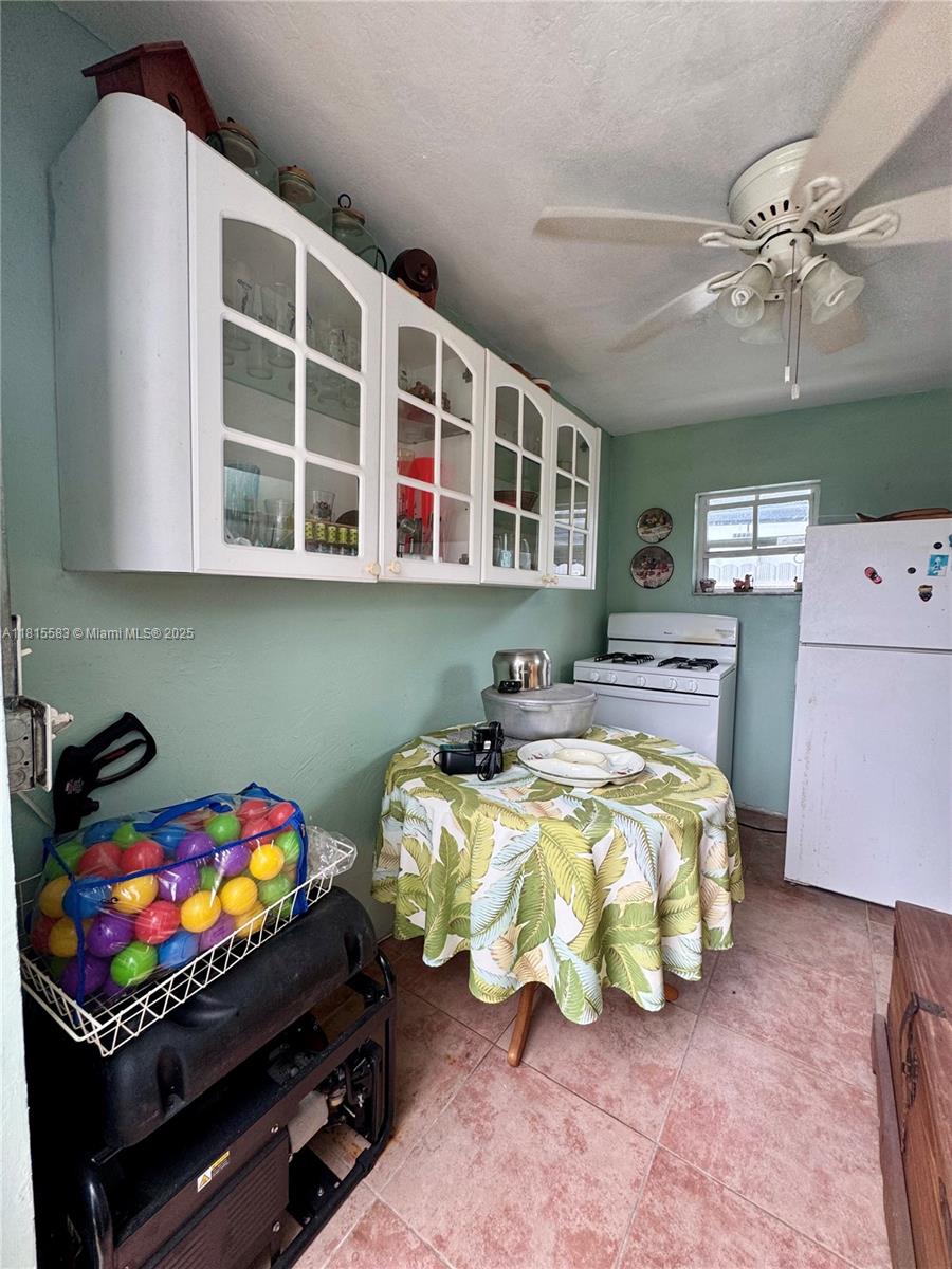 17086 SW 144th Ct