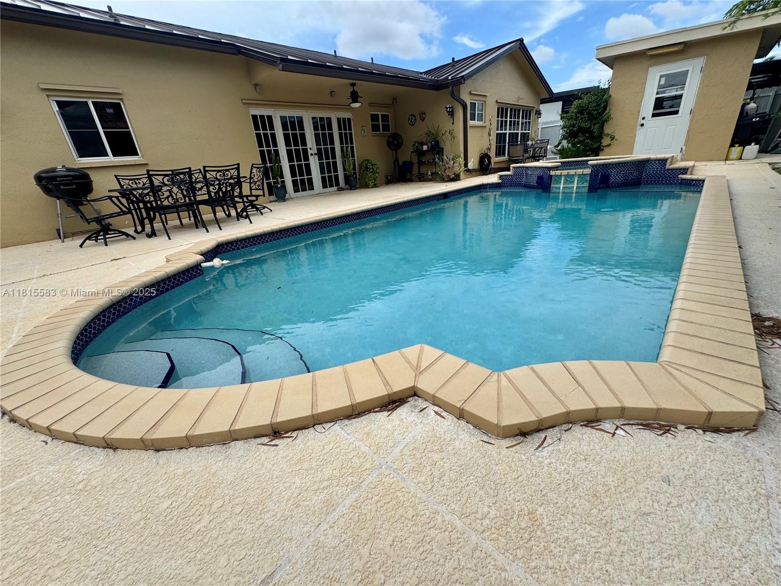 17086 SW 144th Ct