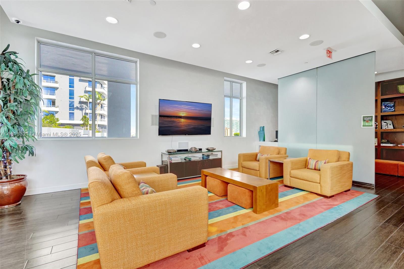 300 S Australian Ave # 302