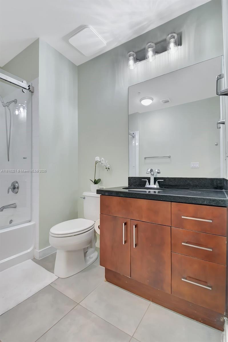 300 S Australian Ave # 302