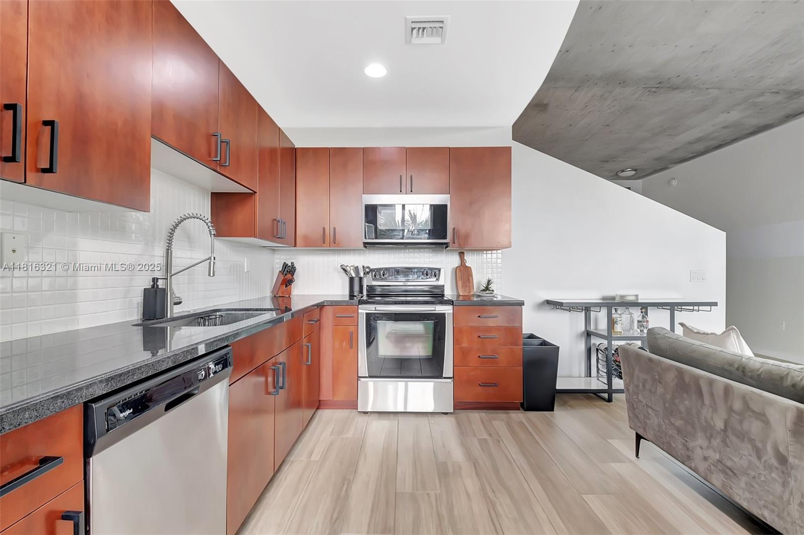 300 S Australian Ave # 302