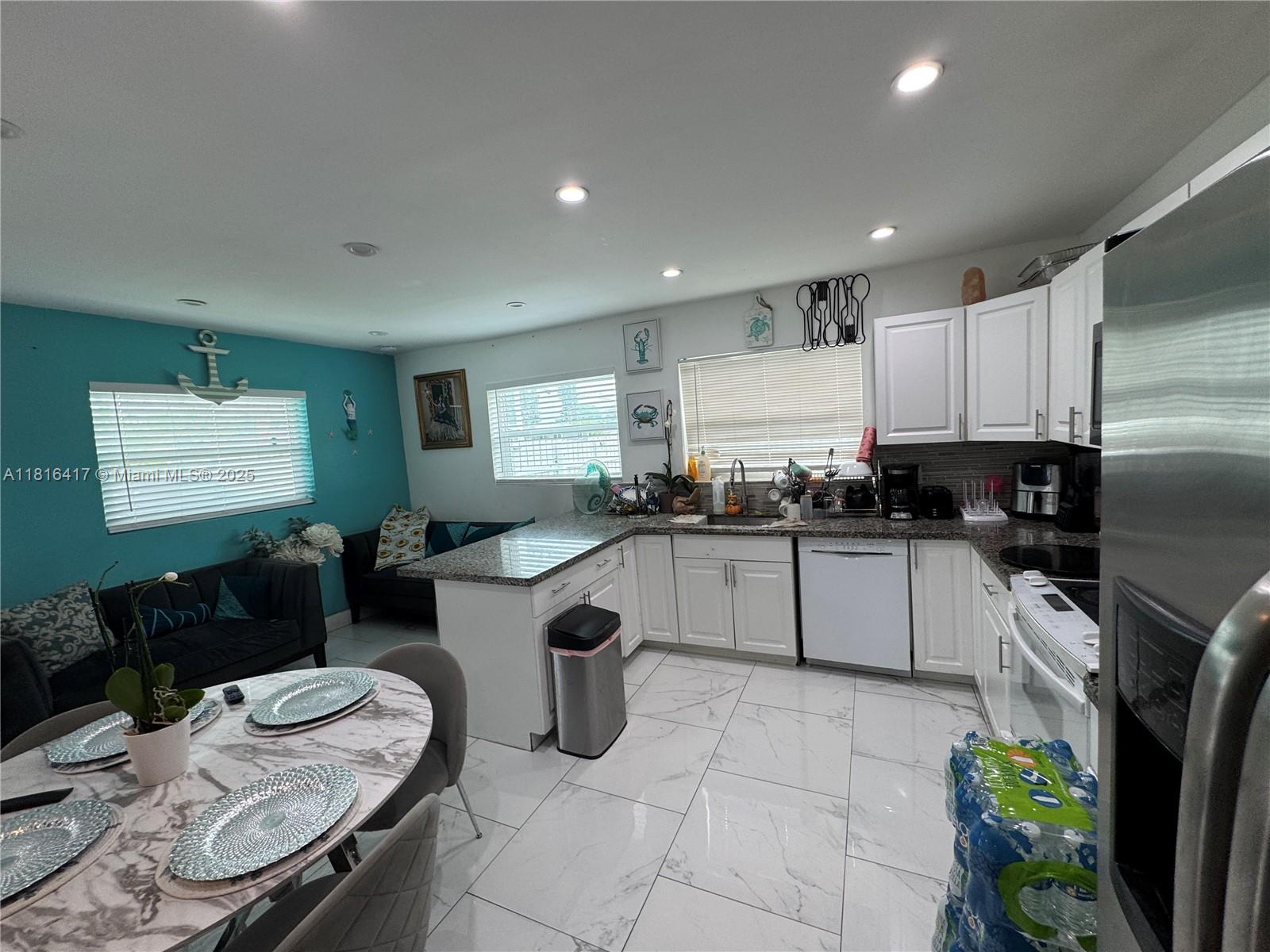 7000 NW 21st Ave
