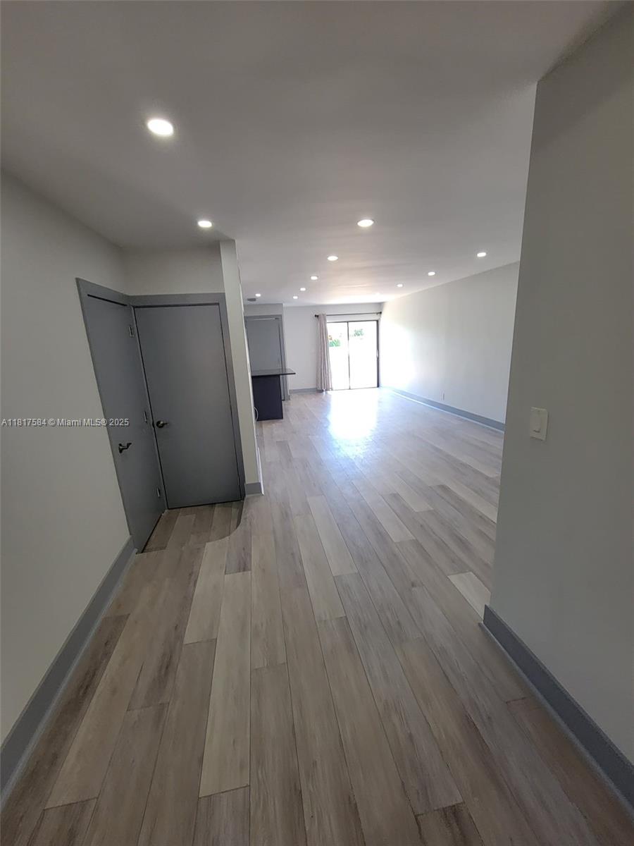 9123 NW 38th Dr # 33