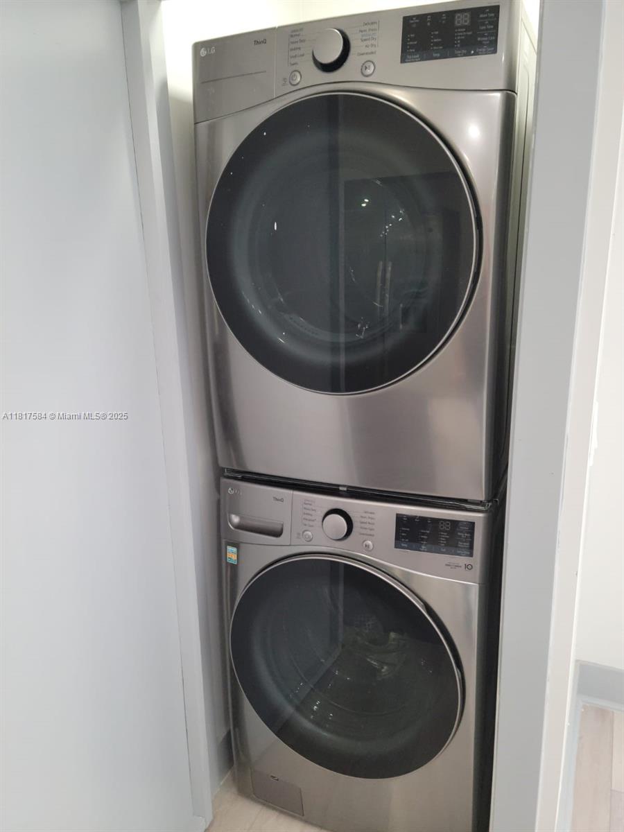 9123 NW 38th Dr # 33