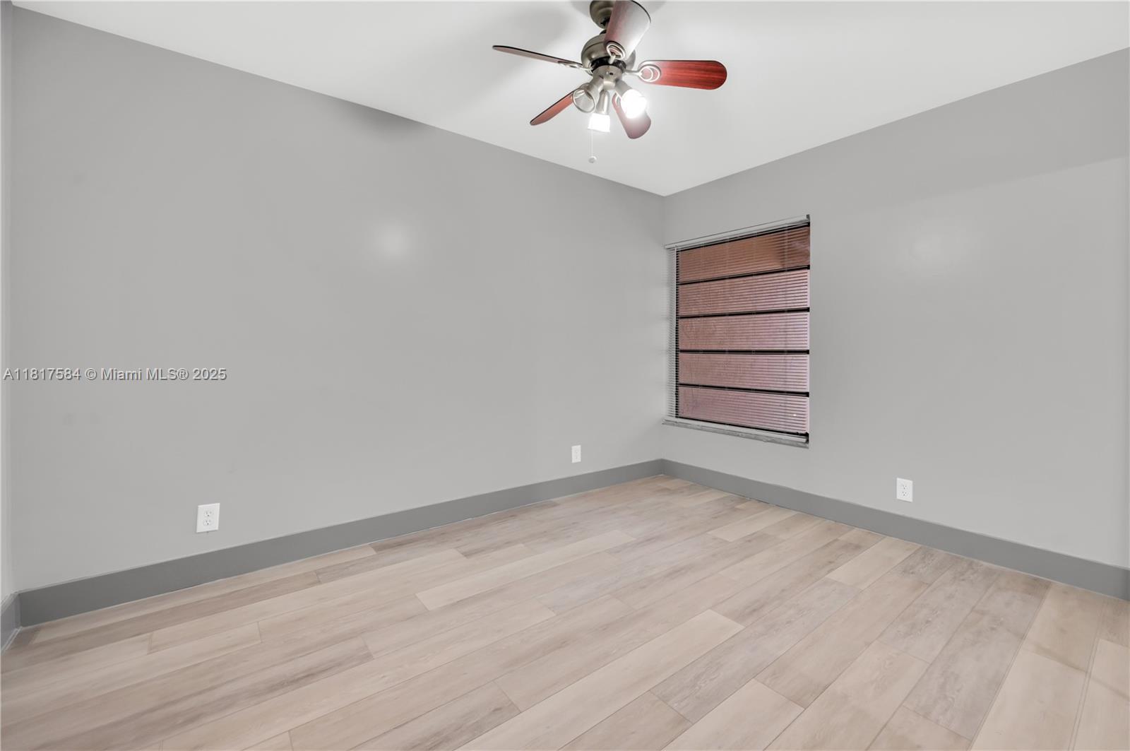 9123 NW 38th Dr # 33