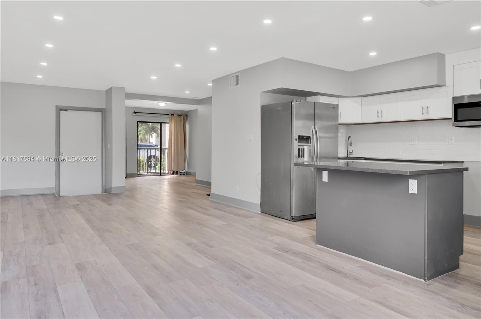 9123 NW 38th Dr # 33