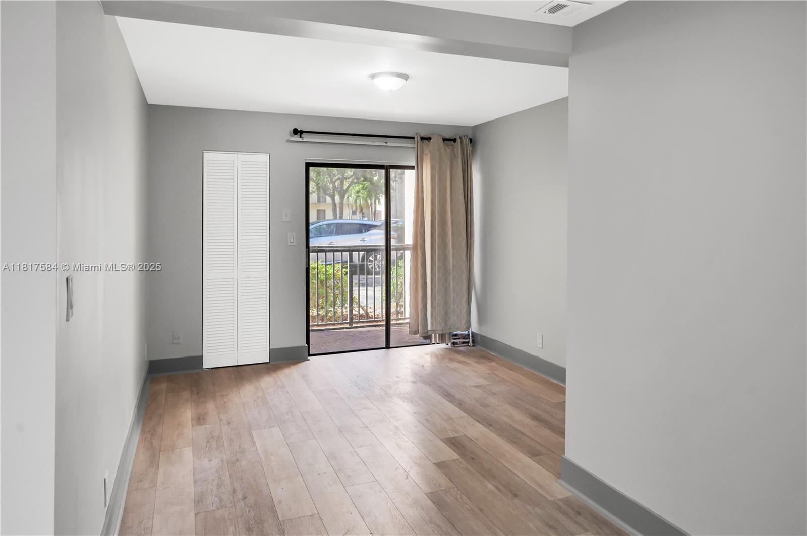 9123 NW 38th Dr # 33