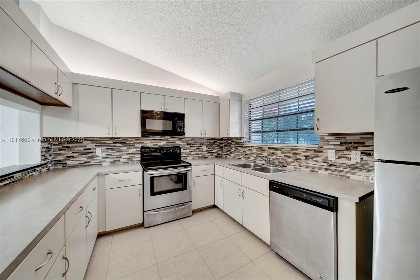 204 Congressional Way # 204