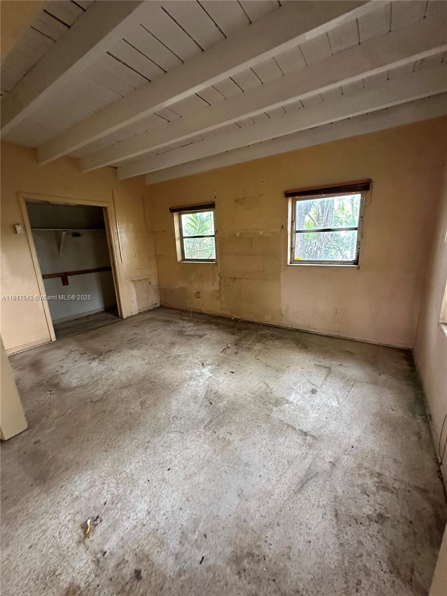 1151 NW 112th St