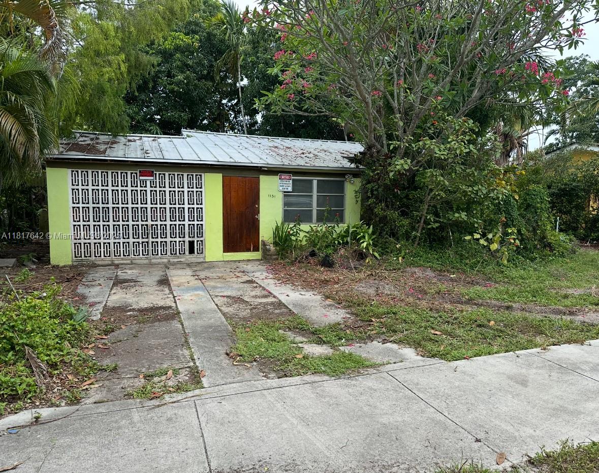 1151 NW 112th St