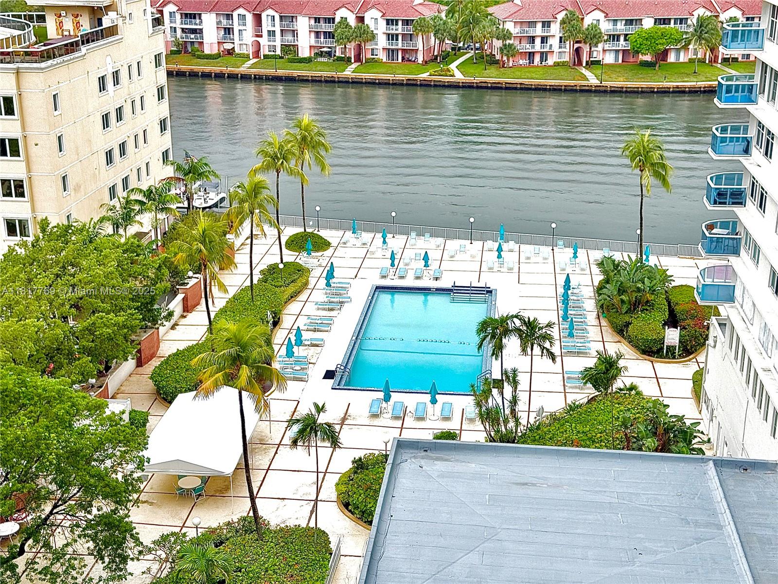 3800 S Ocean Dr # 1011