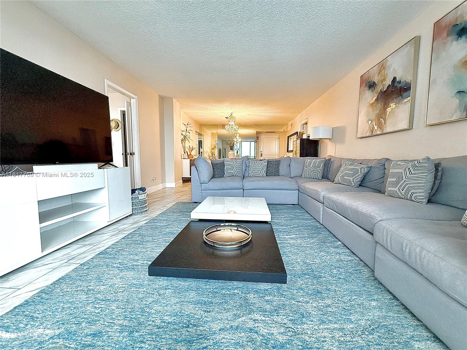 3800 S Ocean Dr # 1011