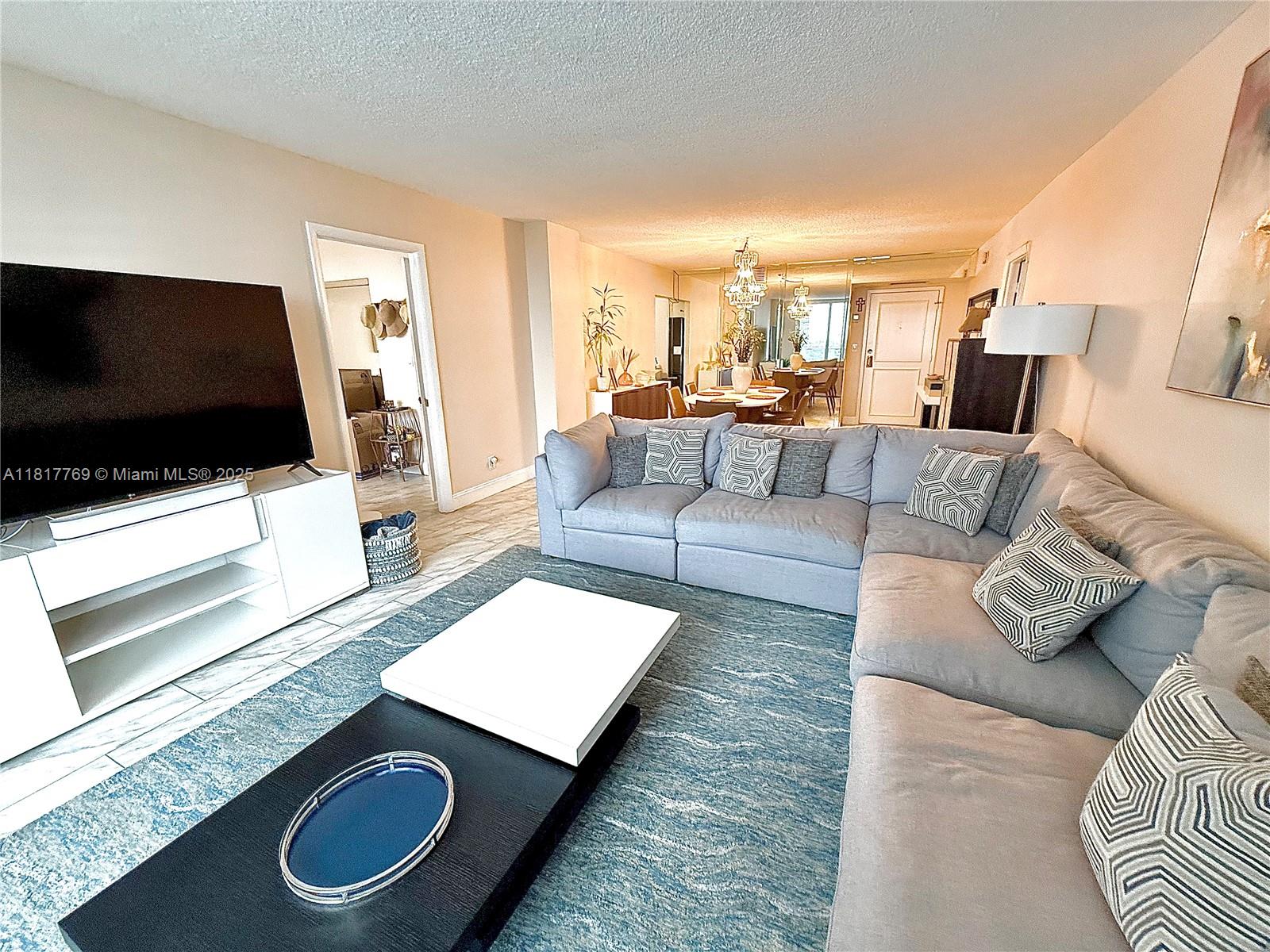 3800 S Ocean Dr # 1011