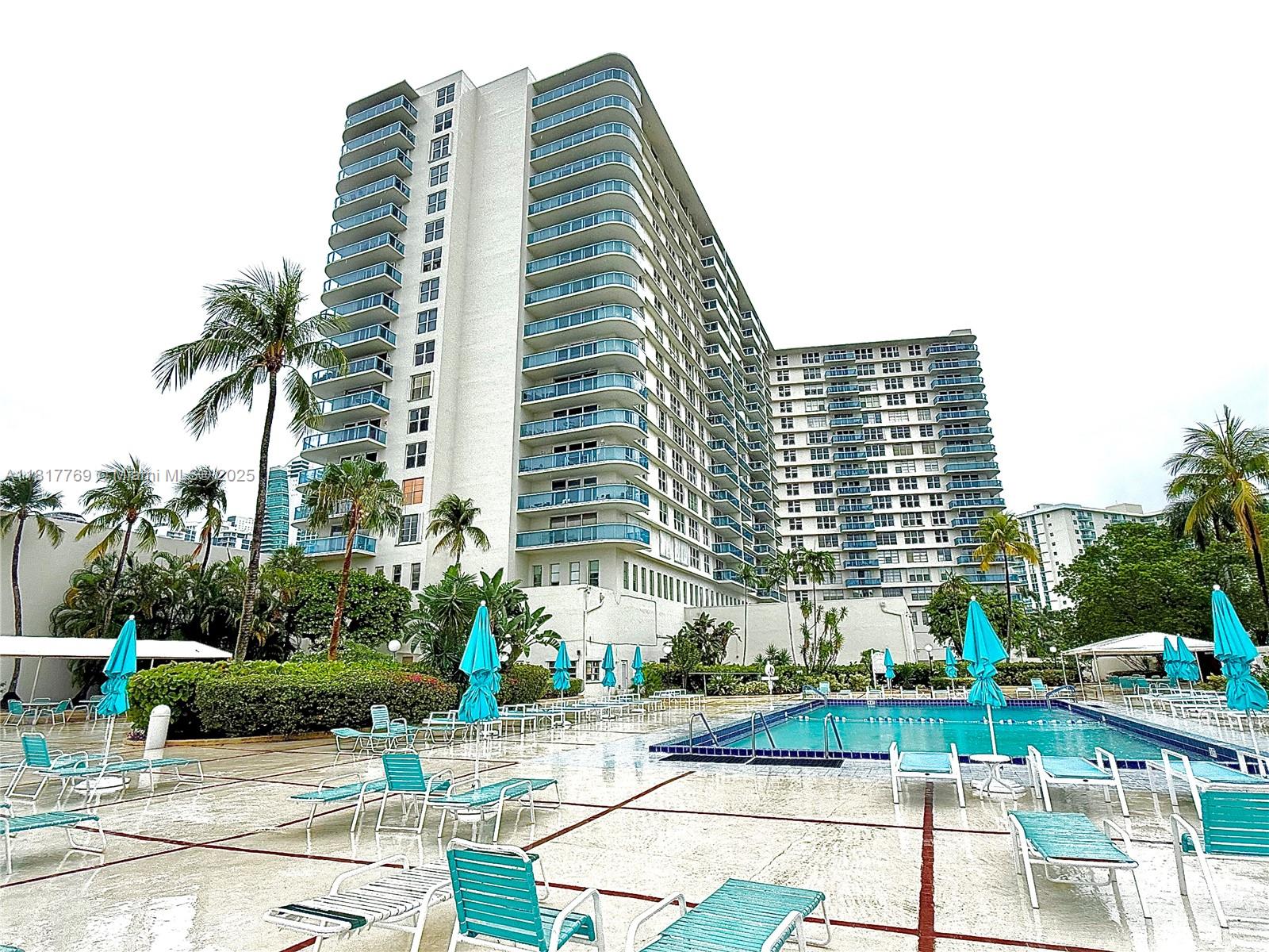 3800 S Ocean Dr # 1011