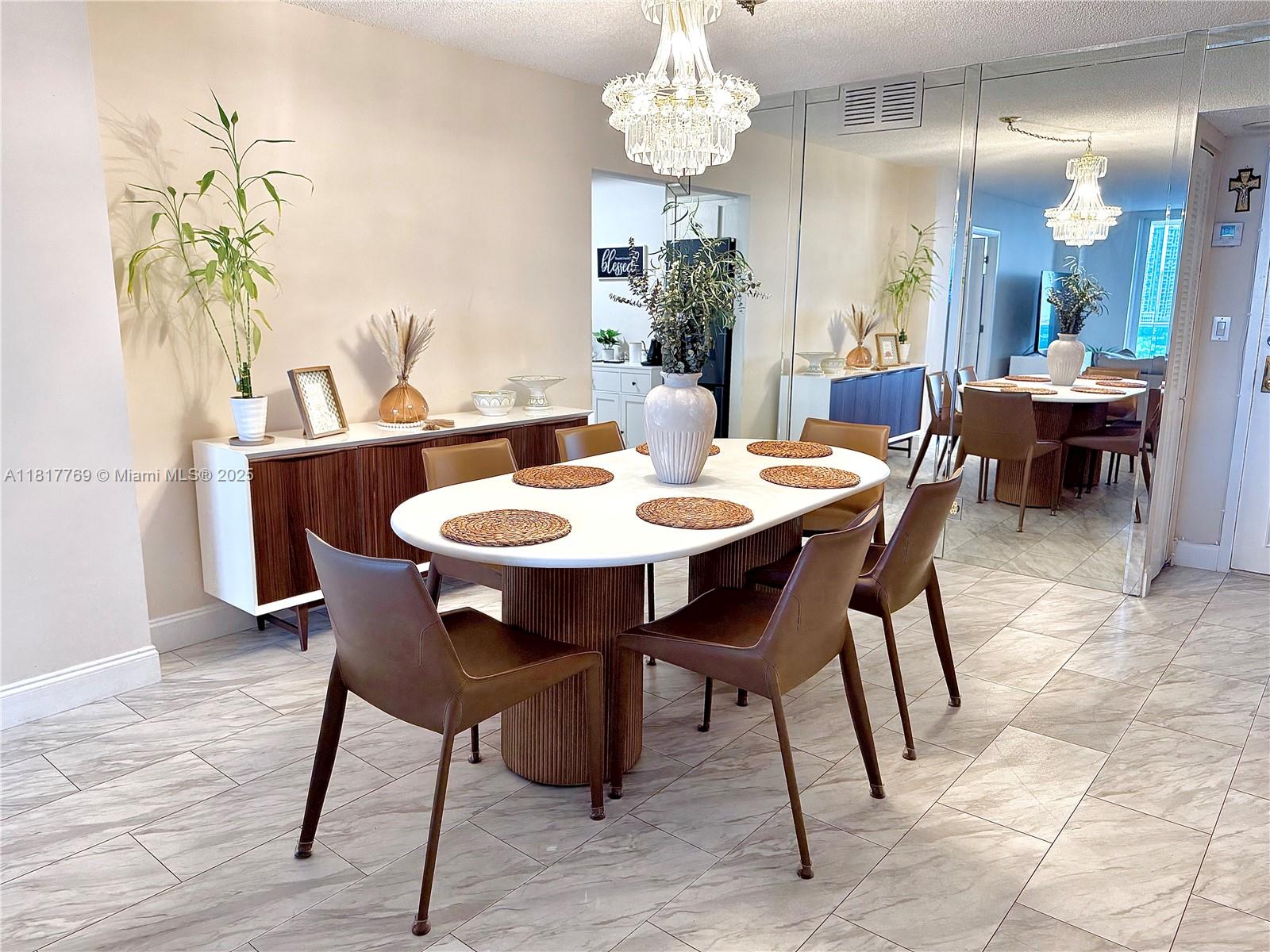 3800 S Ocean Dr # 1011