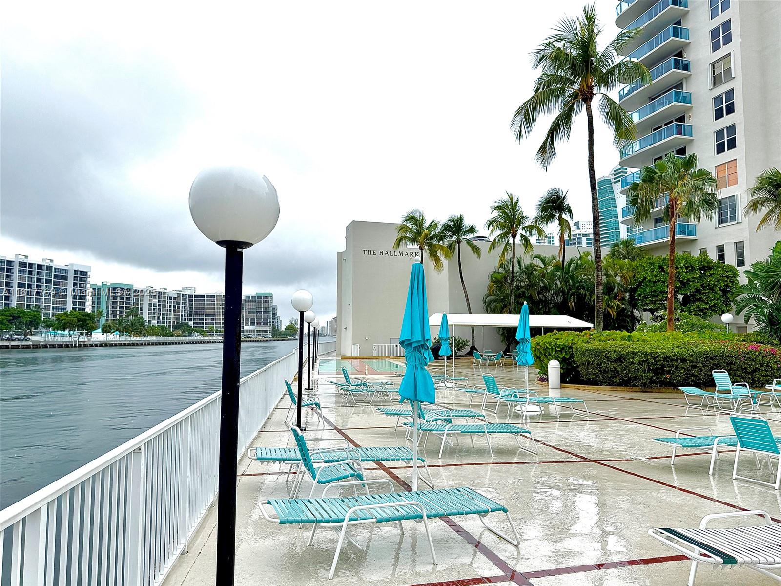 3800 S Ocean Dr # 1011