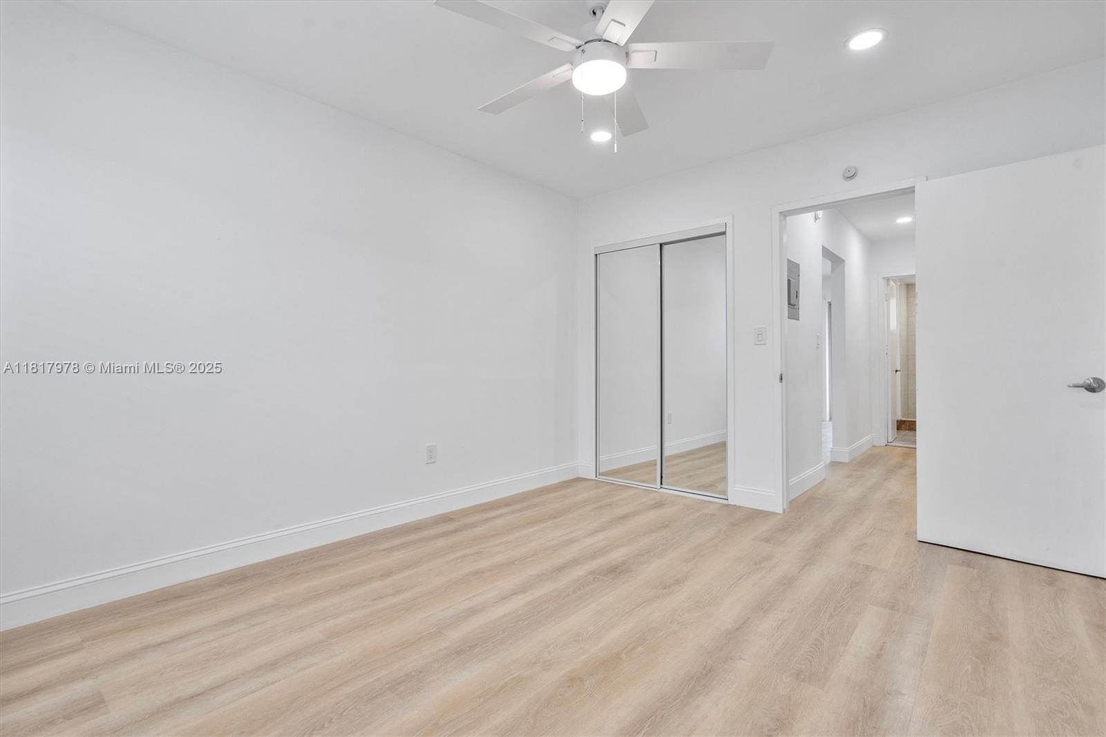 2250 Bay Dr # 2