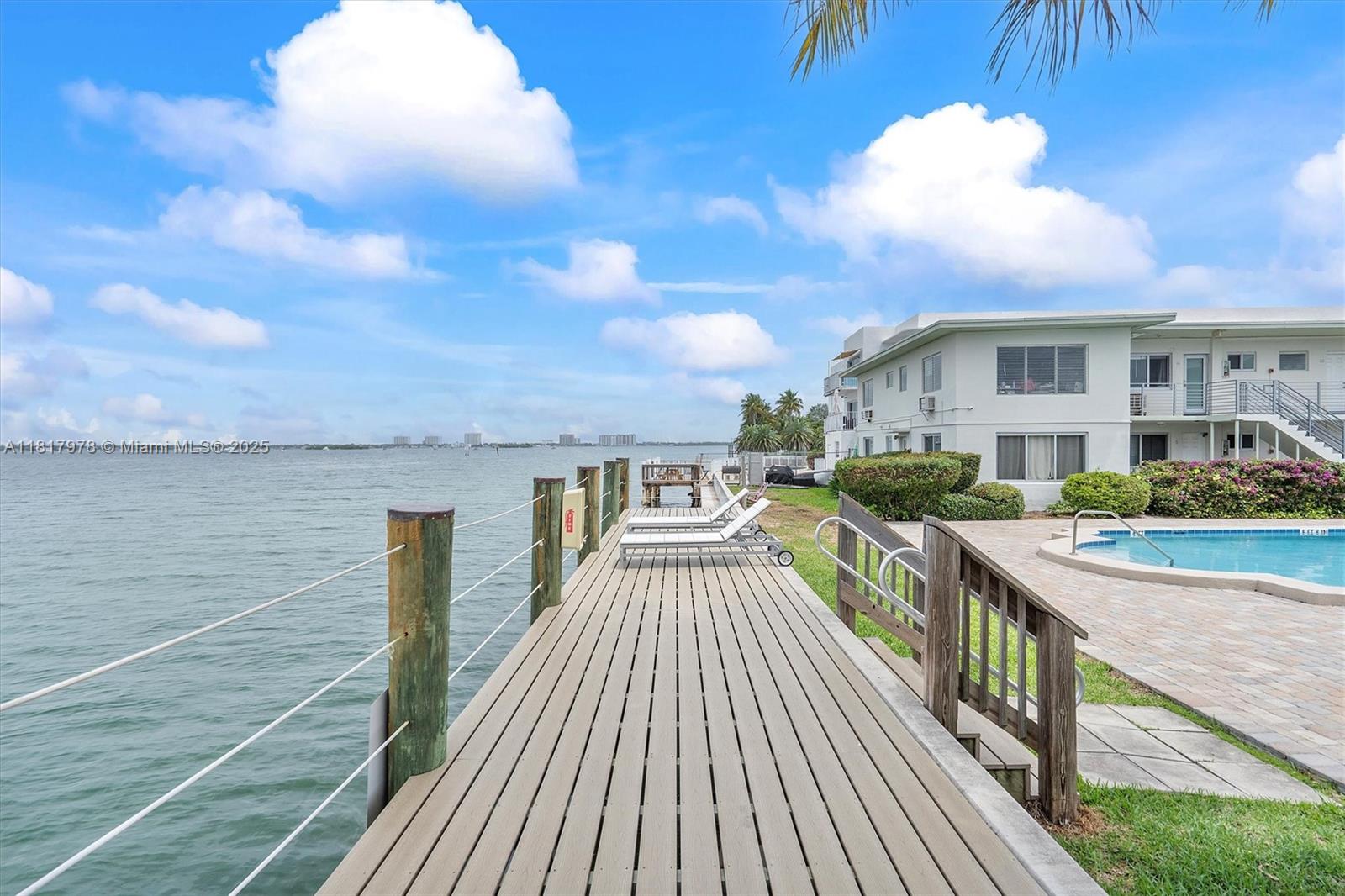 2250 Bay Dr # 2