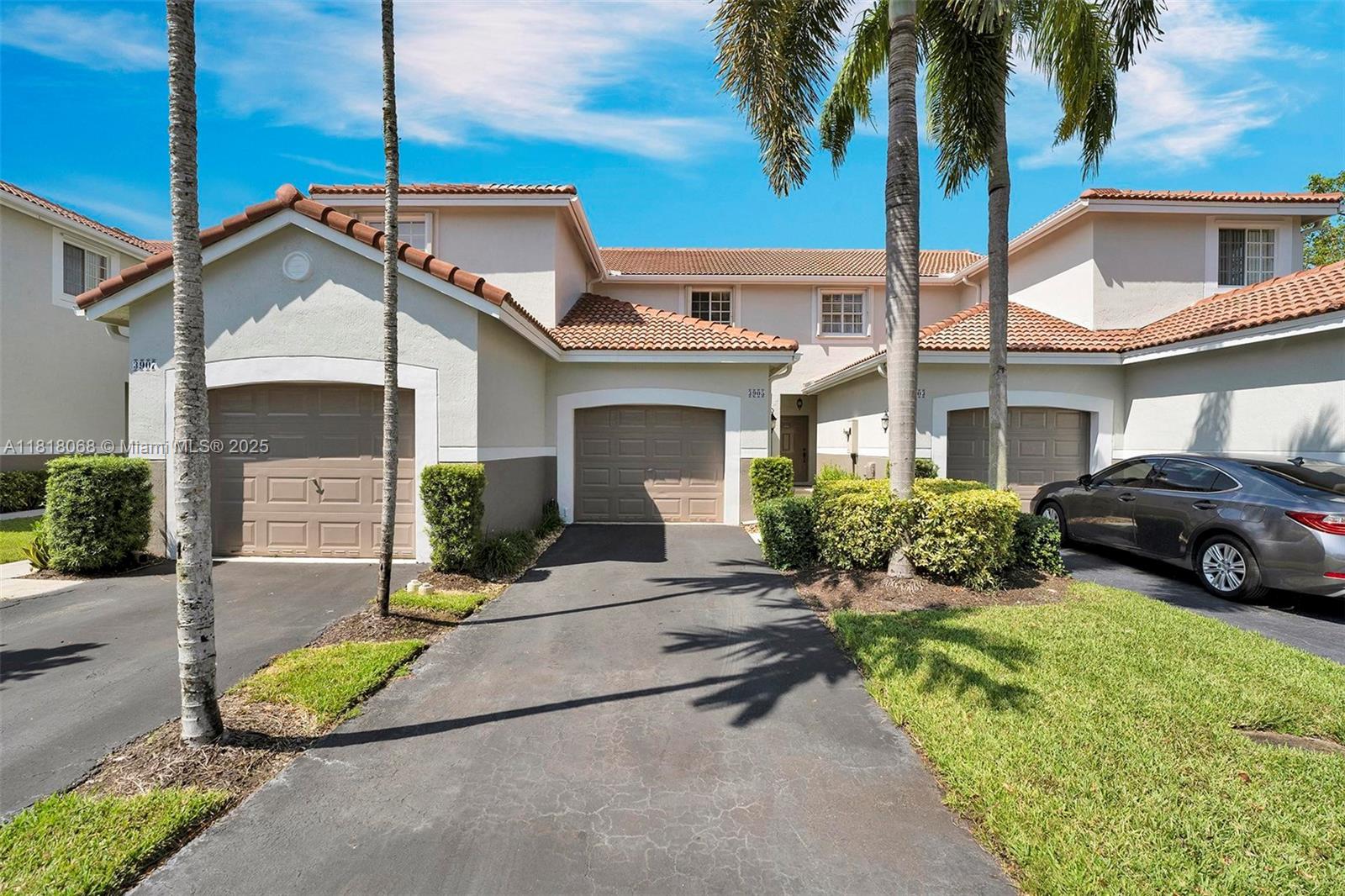 3905 San Simeon Ln
