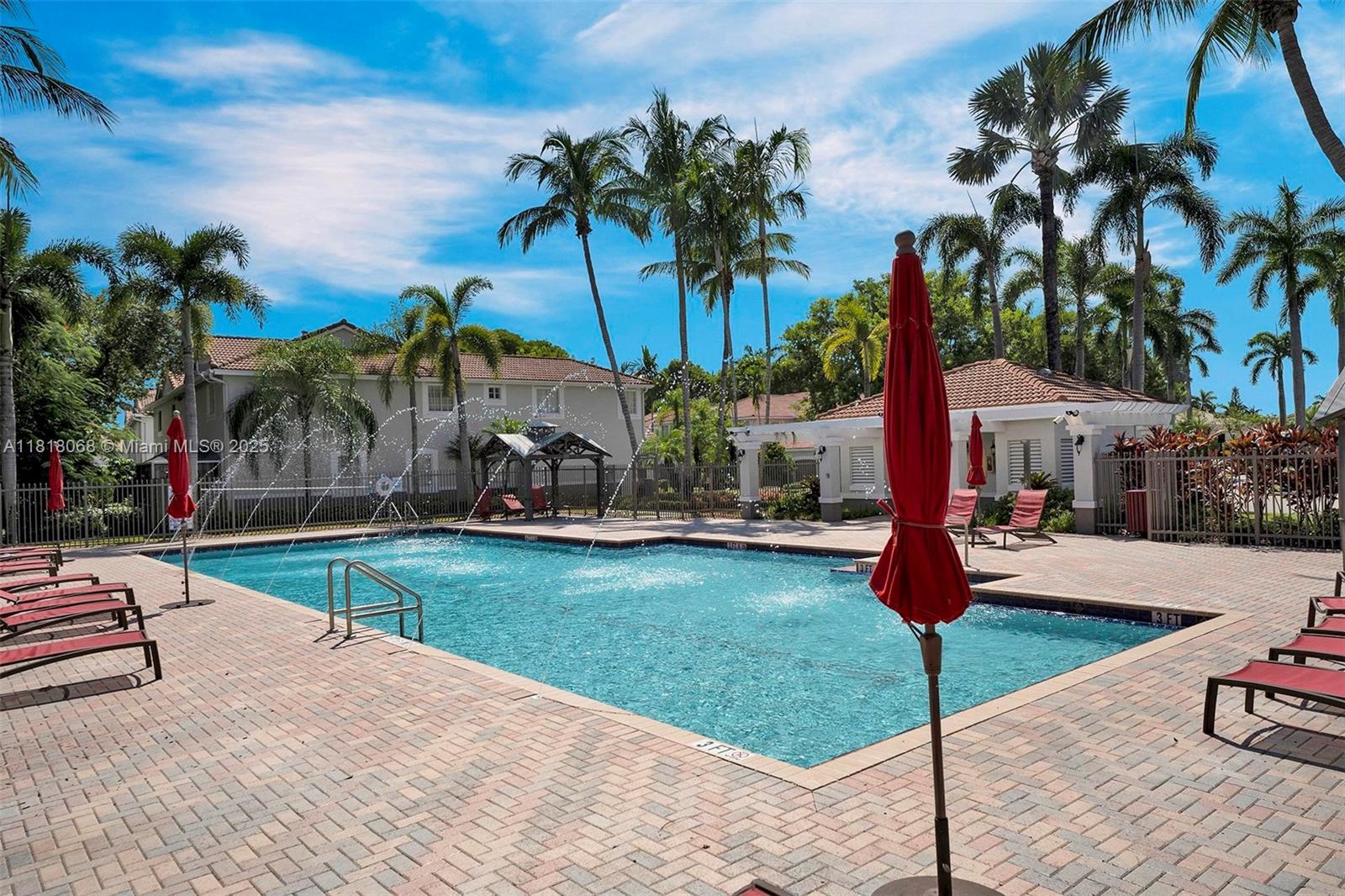 3905 San Simeon Ln