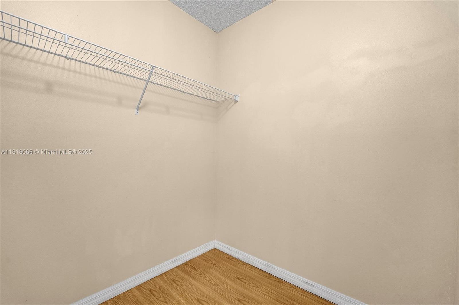 3905 San Simeon Ln