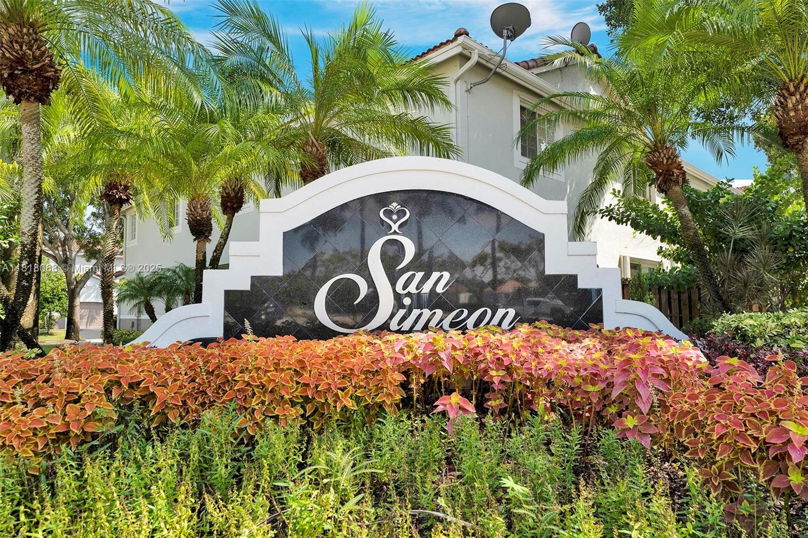 3905 San Simeon Ln
