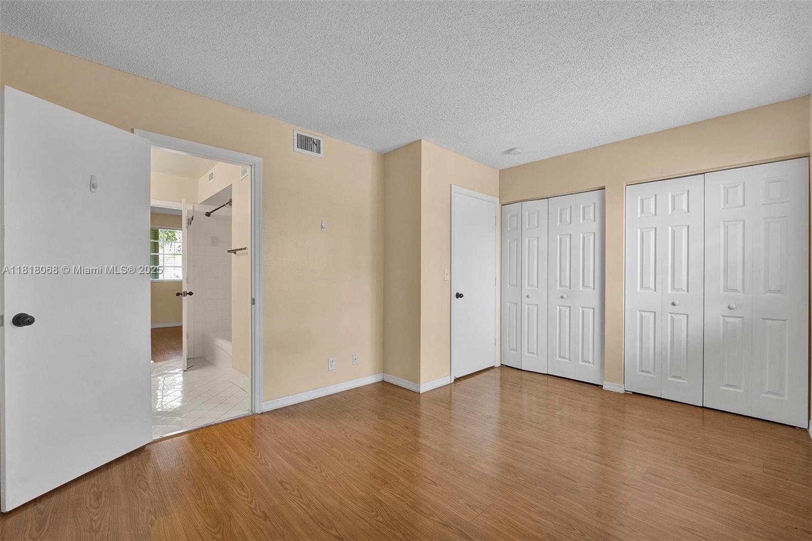 3905 San Simeon Ln