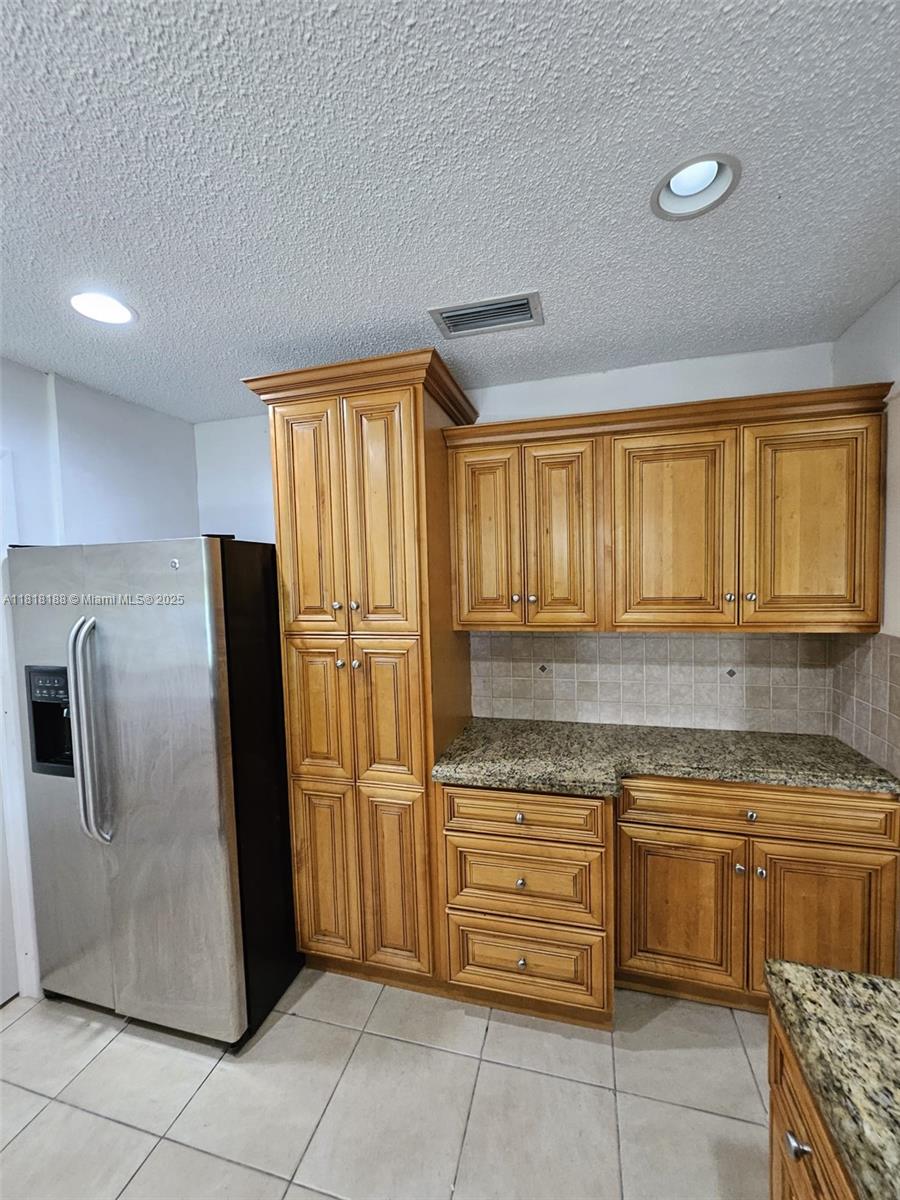 3941 NW 115th Ter