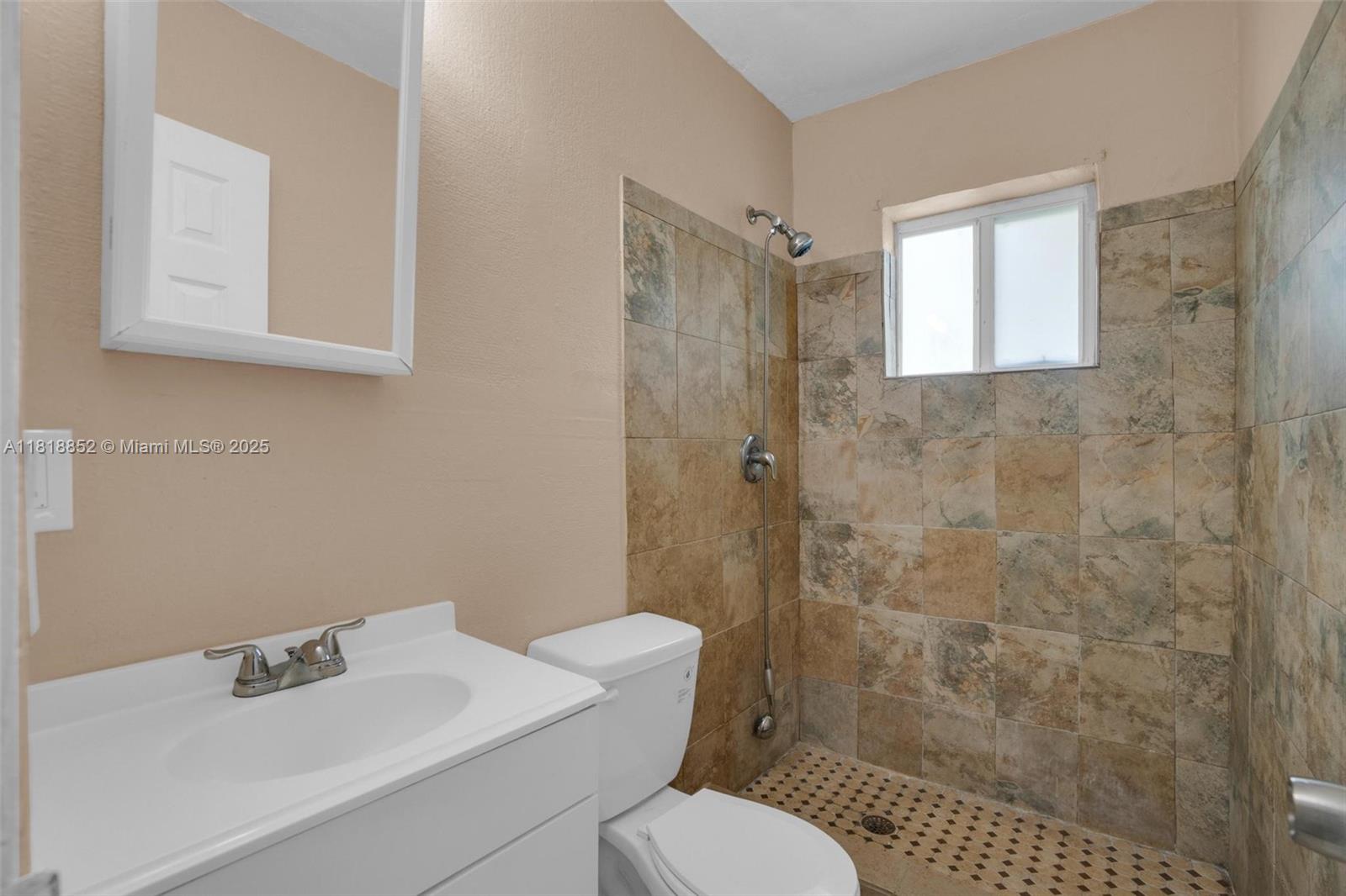 2201 NW 7th Ct