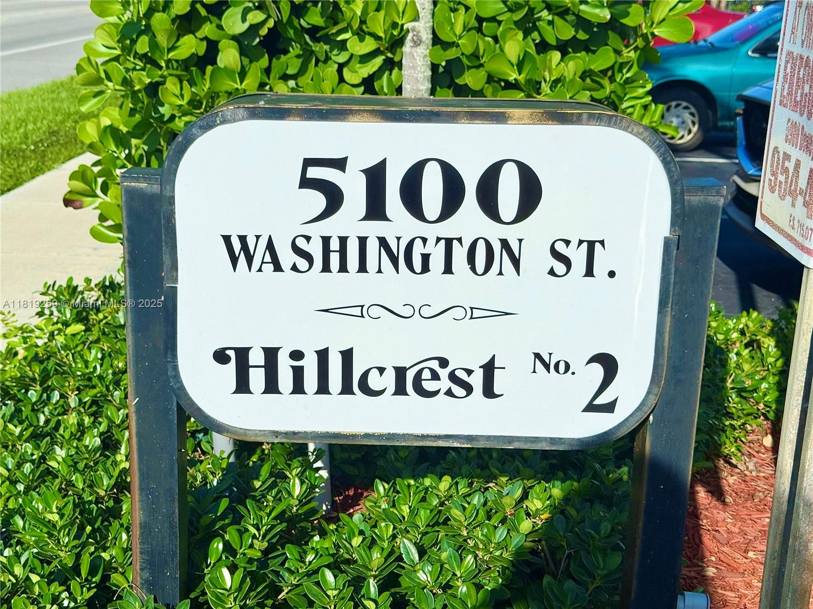 5100 Washington St # 304