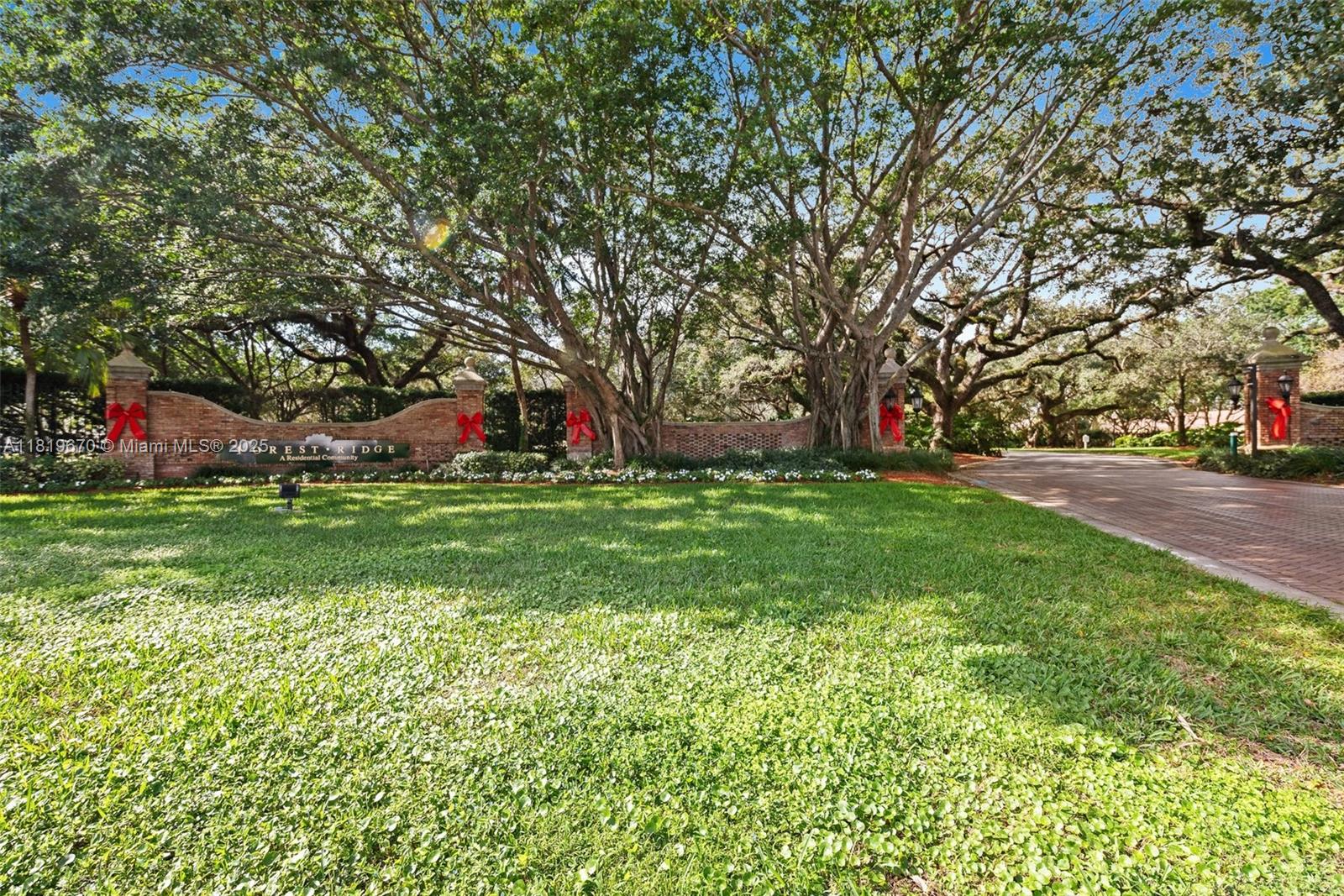 3320 Maple Ln