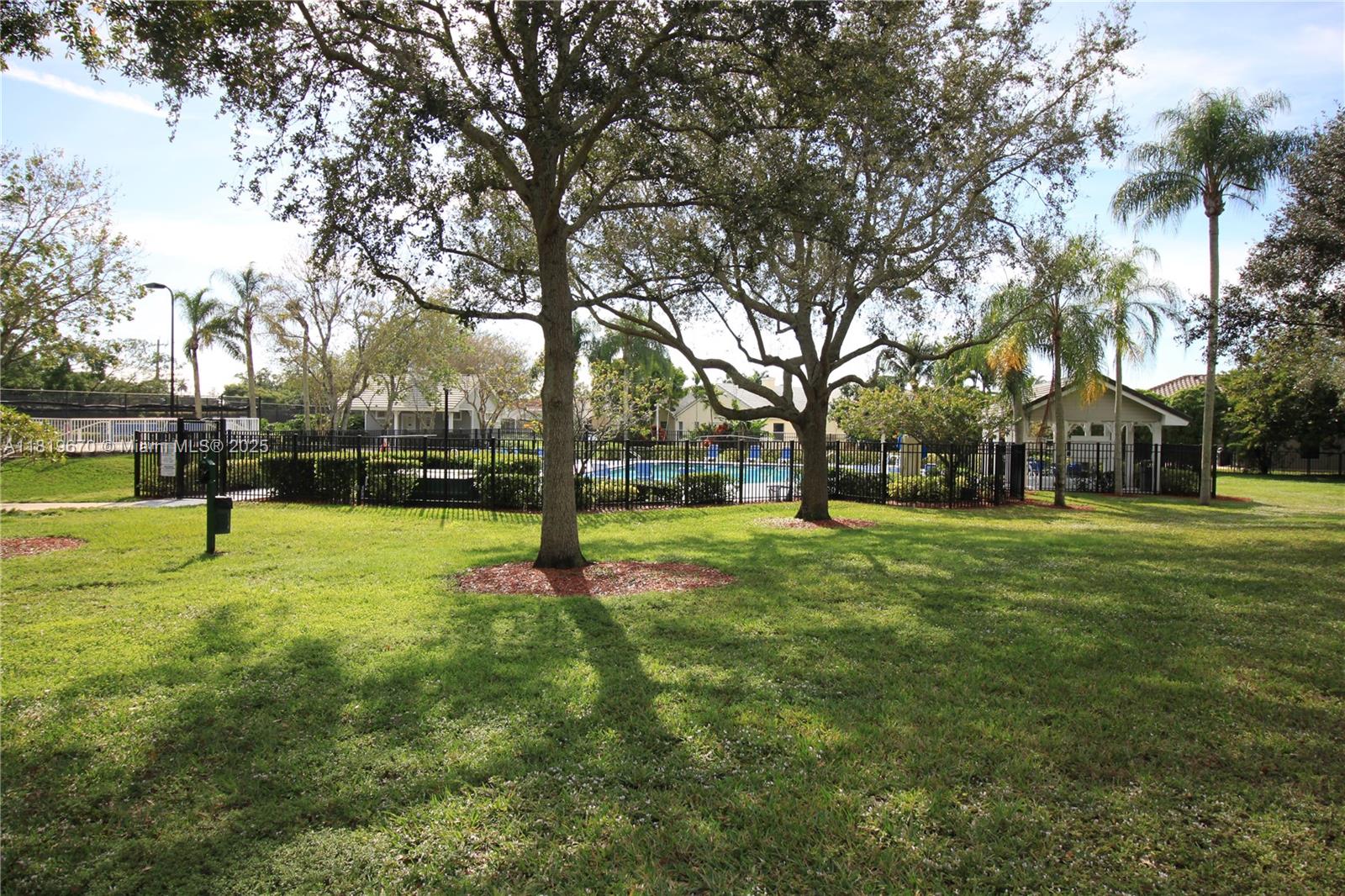 3320 Maple Ln